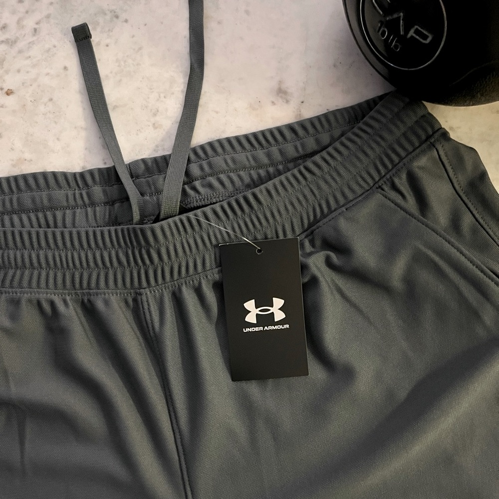 NWT Mens Under Armour Joggers